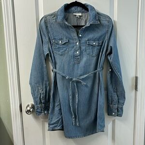 Liz Lange maternity denim tunic